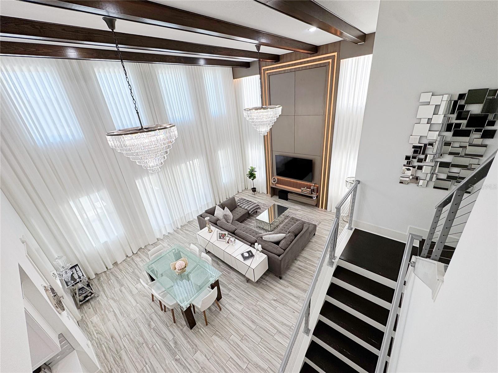 6160 HAMLIN RESERVE BLVD