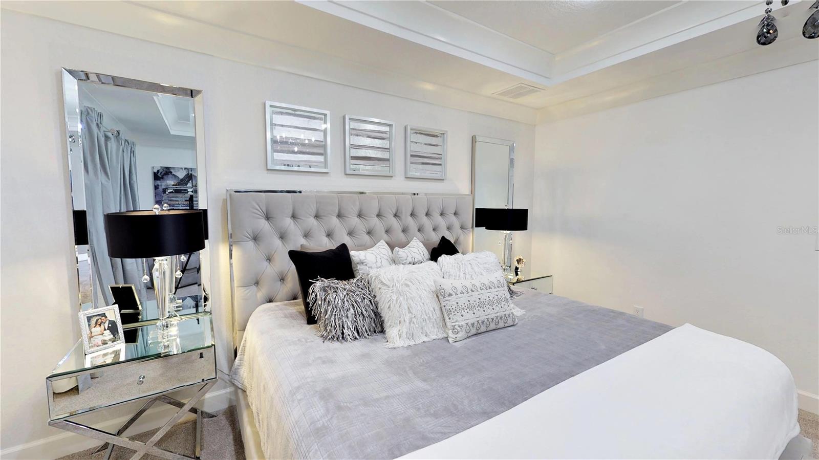 6160 HAMLIN RESERVE BLVD