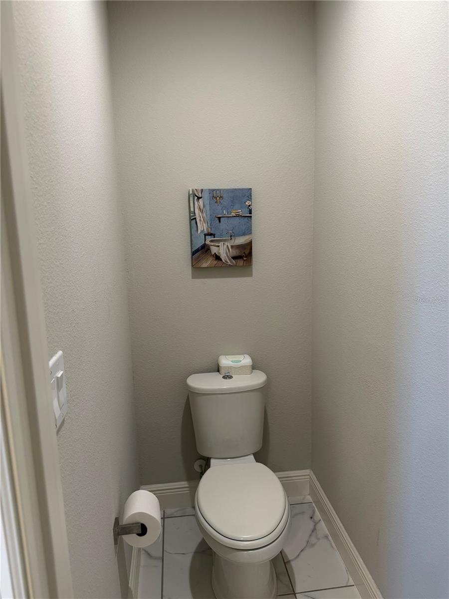 6154 HAMLIN RESERVE BLVD