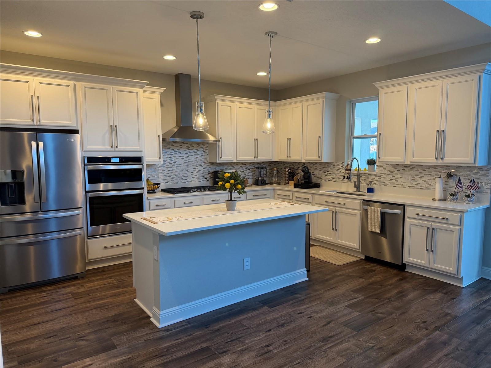 6154 HAMLIN RESERVE BLVD