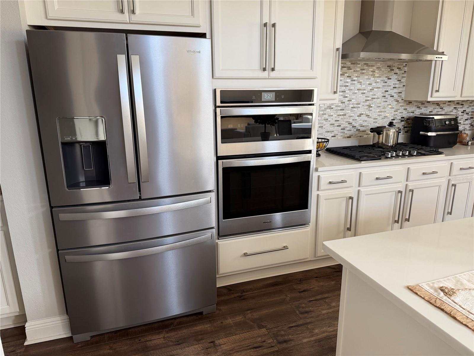 6154 HAMLIN RESERVE BLVD