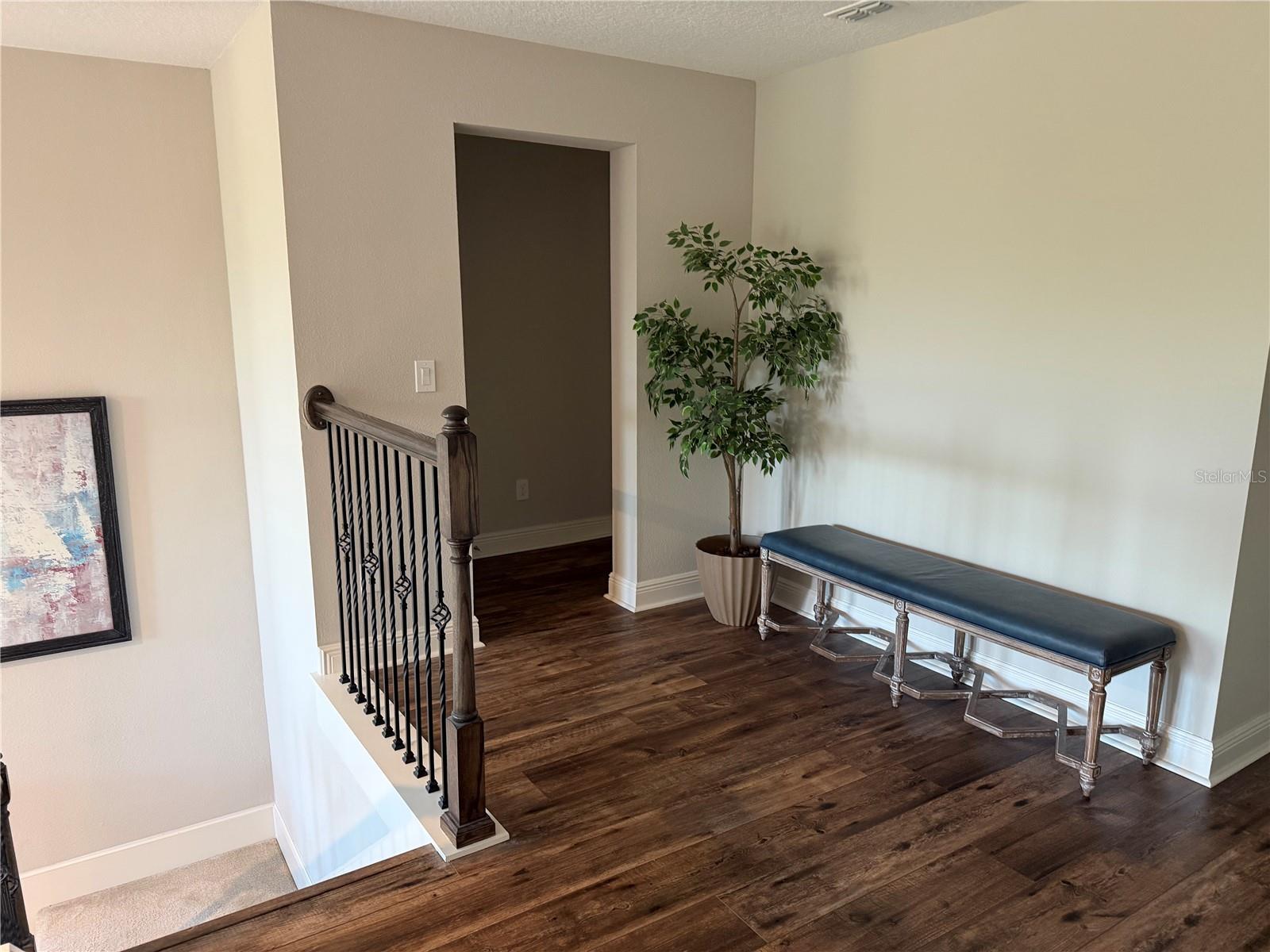 6154 HAMLIN RESERVE BLVD