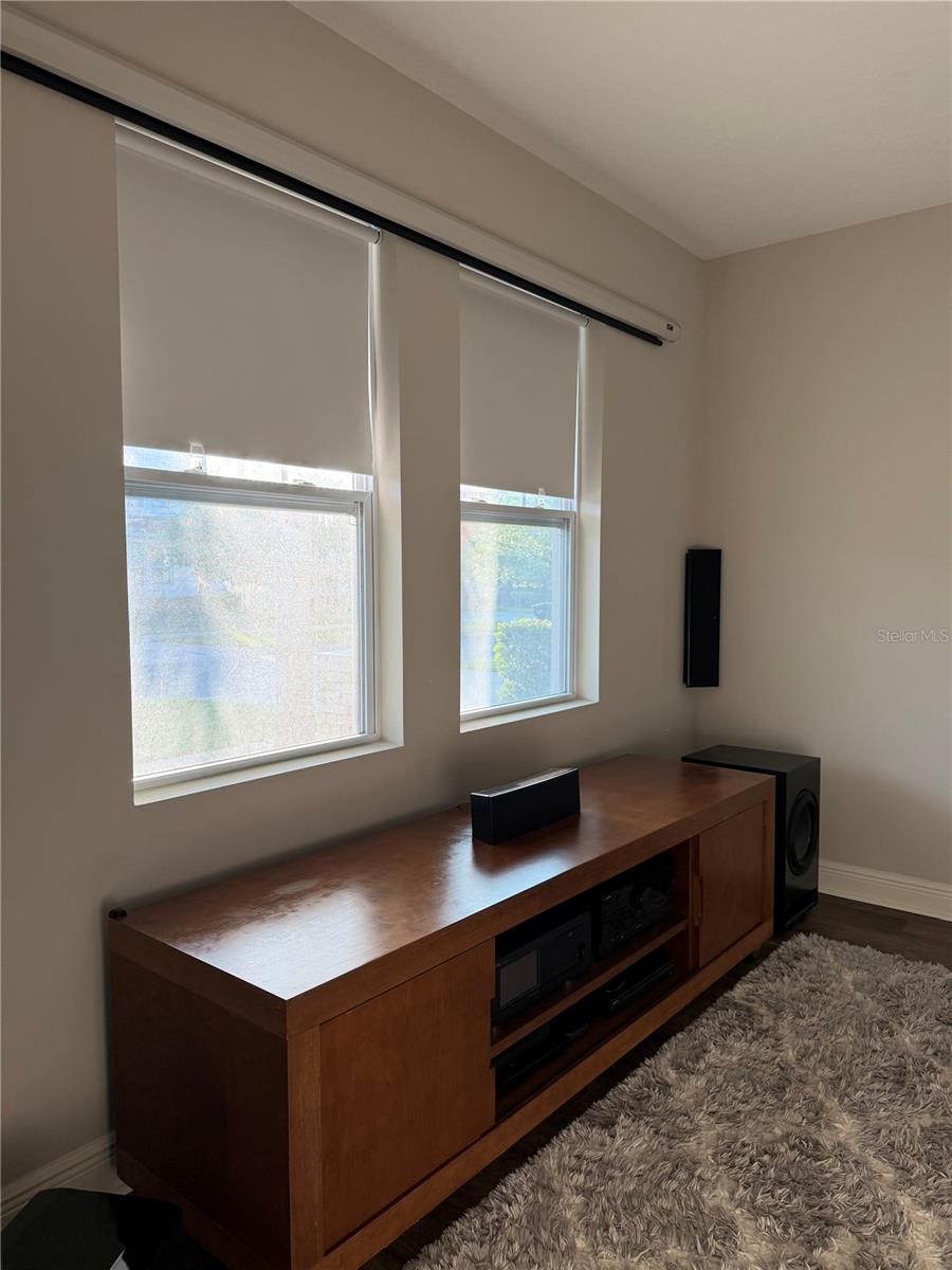 6154 HAMLIN RESERVE BLVD