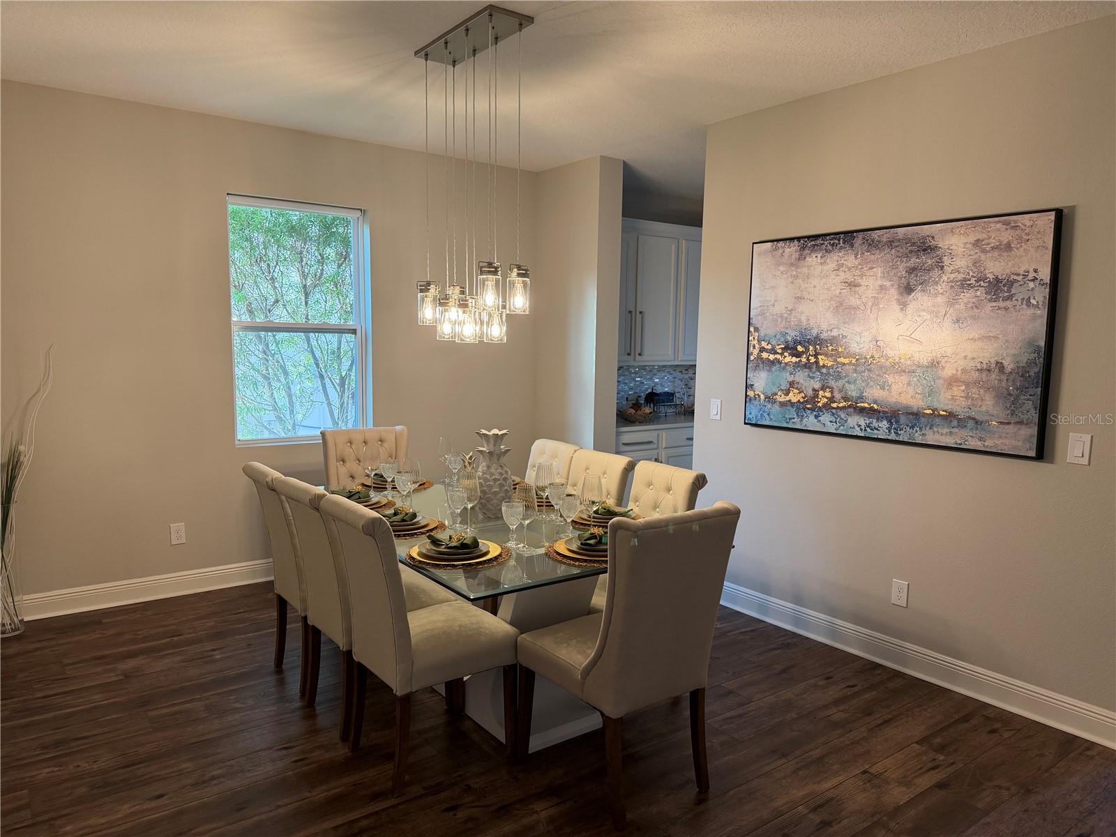 6154 HAMLIN RESERVE BLVD