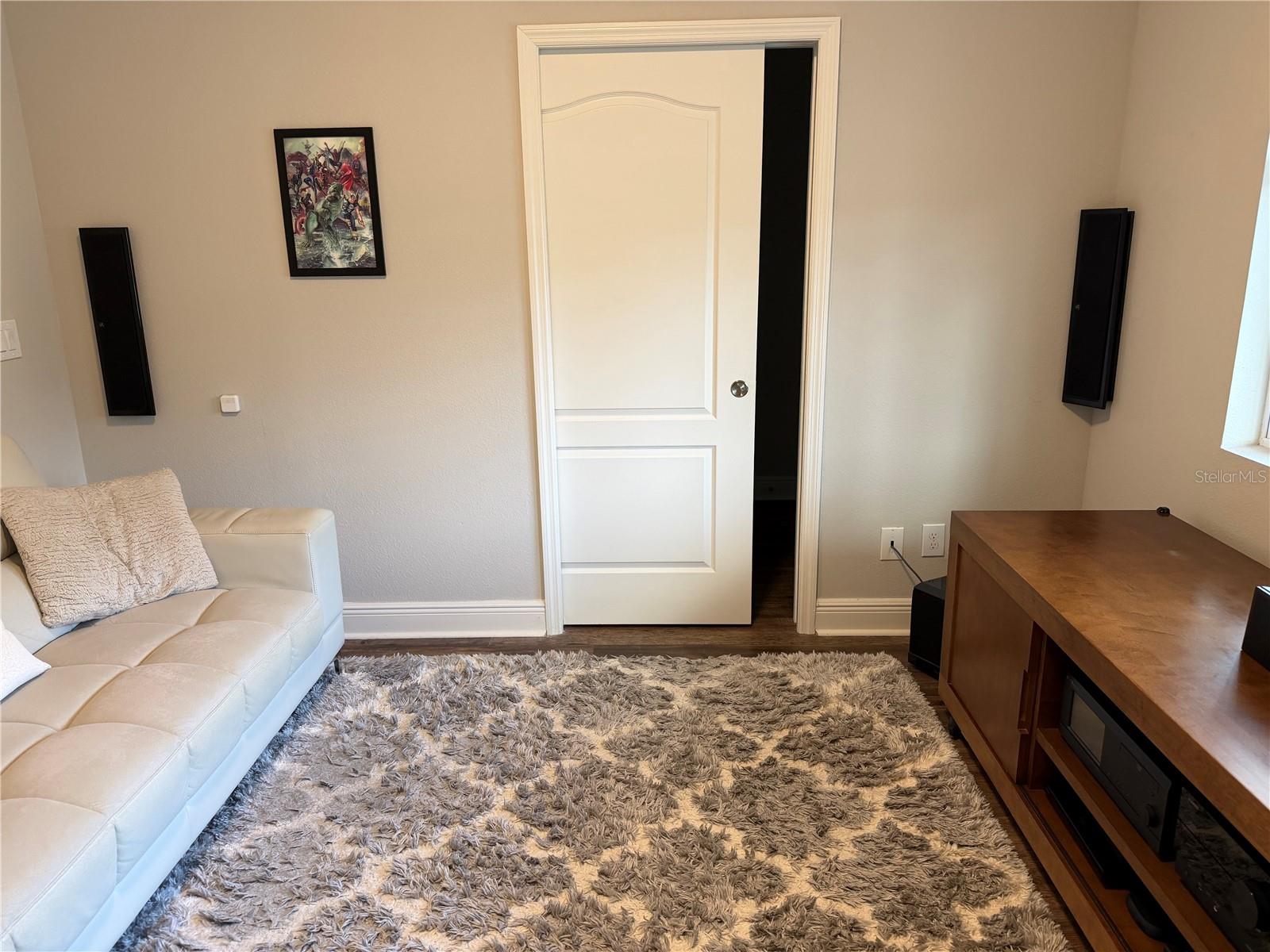 6154 HAMLIN RESERVE BLVD