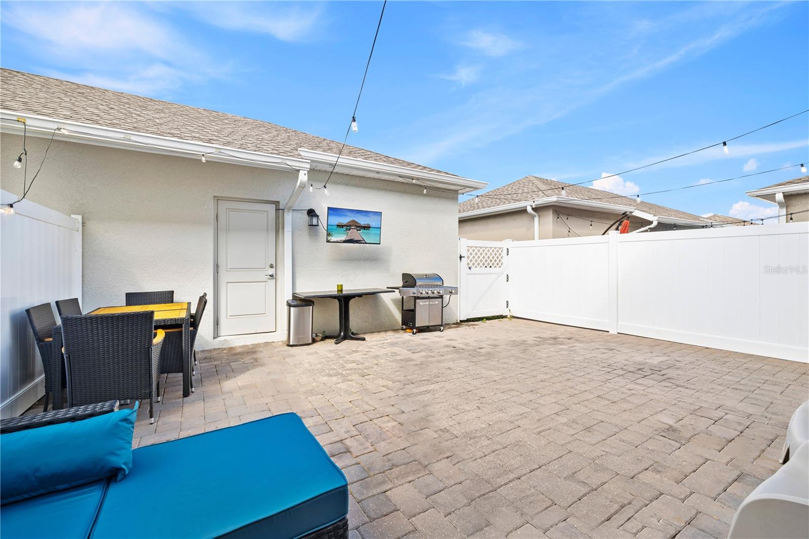 10768 RHETT BUTLER ALY