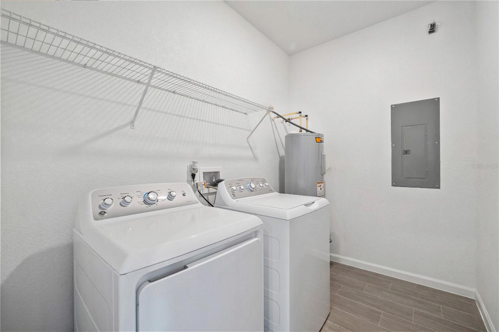 10768 RHETT BUTLER ALY