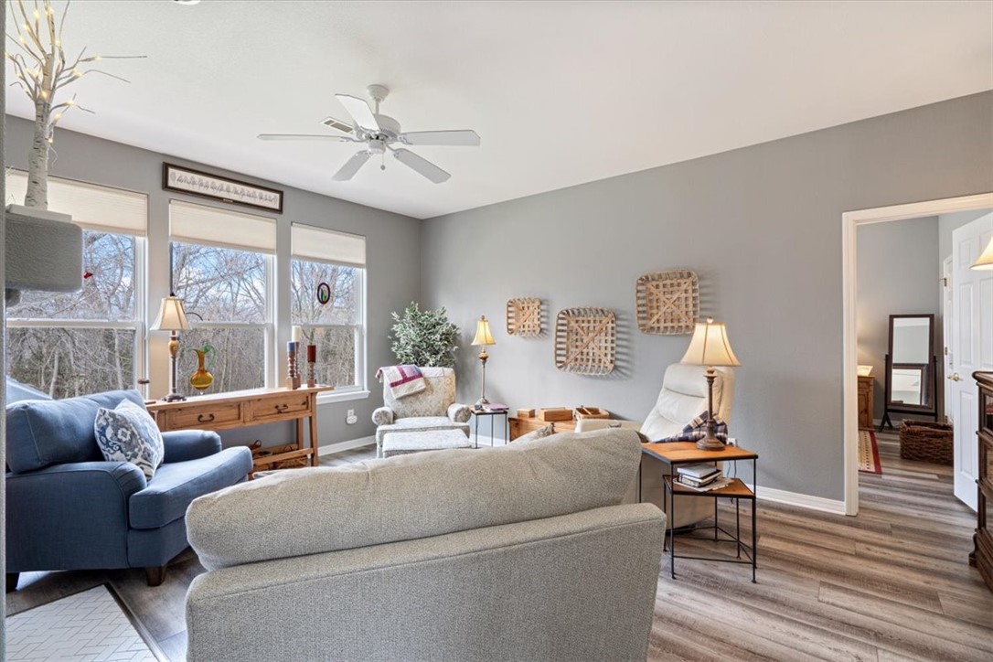 33 Highland Parkway