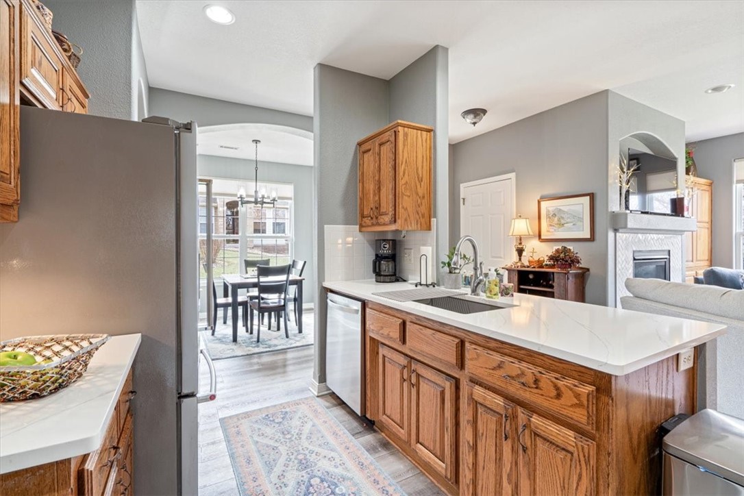 33 Highland Parkway