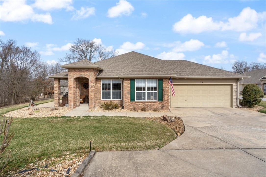 33 Highland Parkway