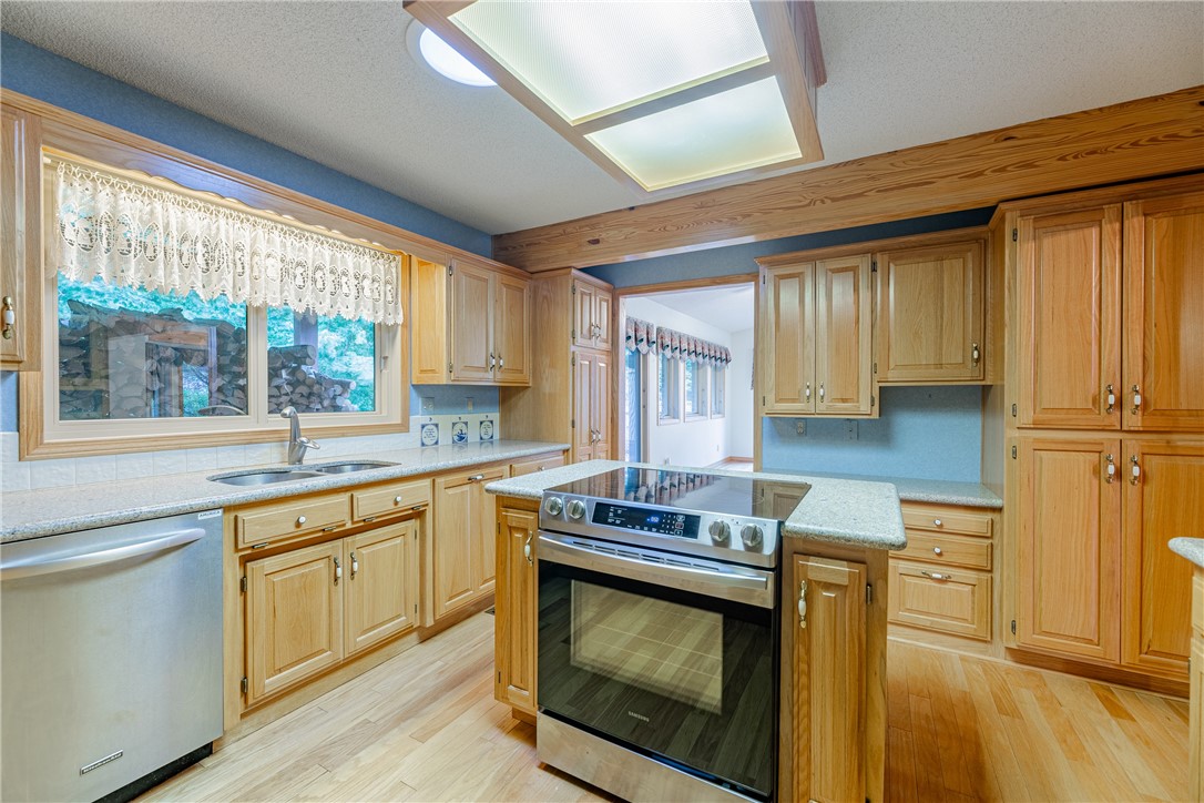 10 Sable Drive