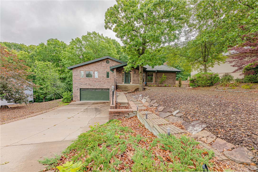 10 Sable Drive