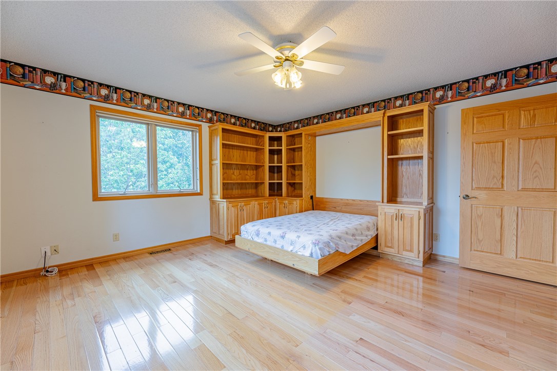 10 Sable Drive