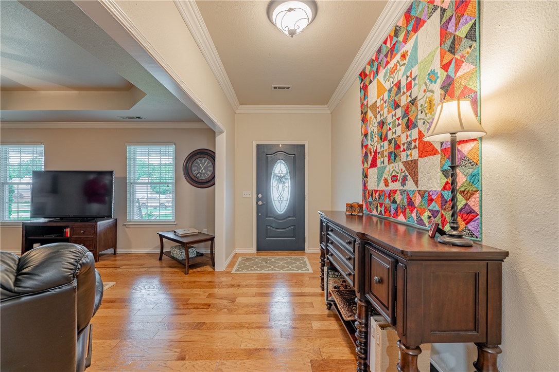 3885 Shannendoah Lane