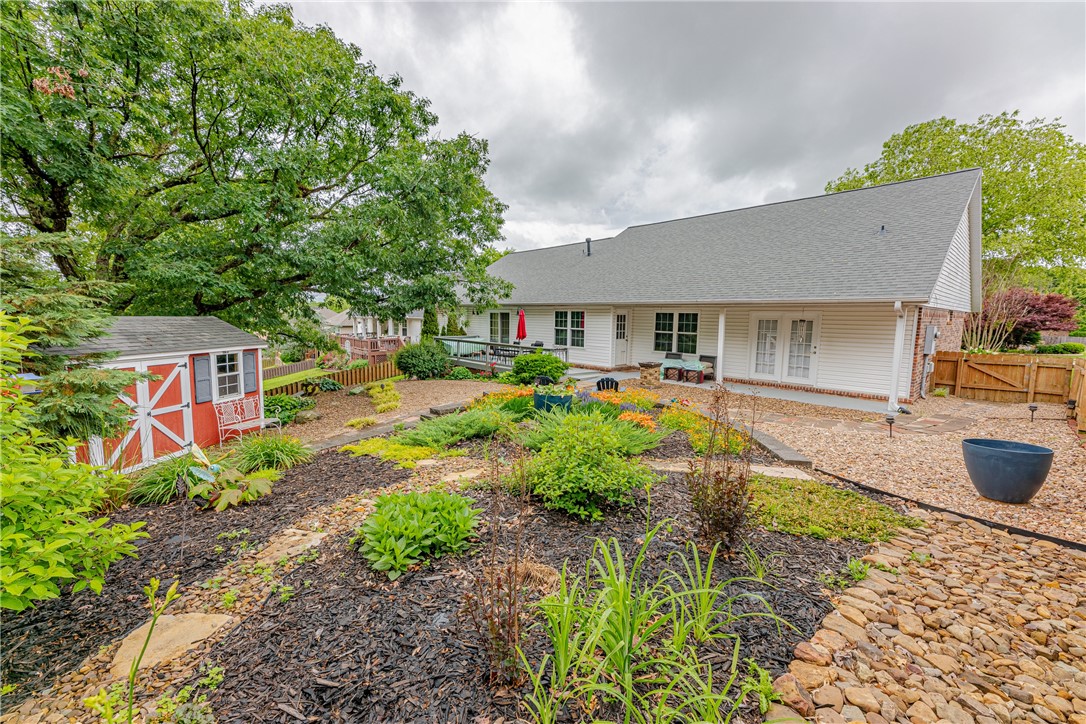 3885 Shannendoah Lane