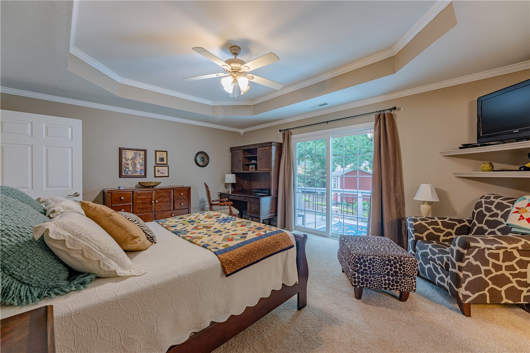 3885 Shannendoah Lane