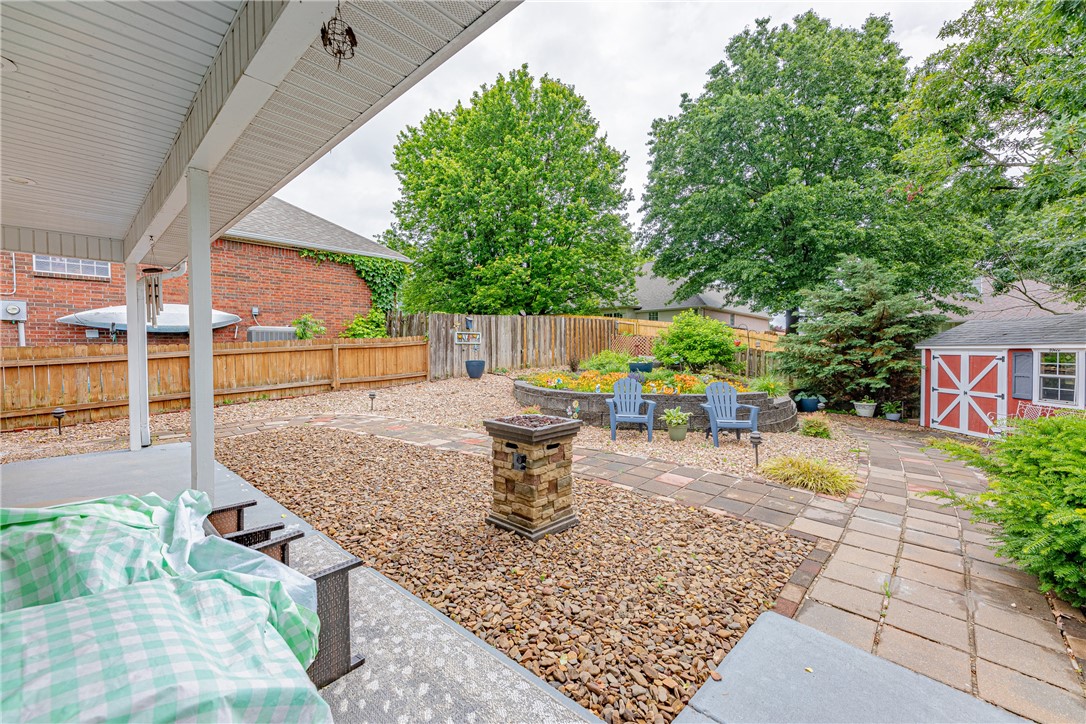 3885 Shannendoah Lane