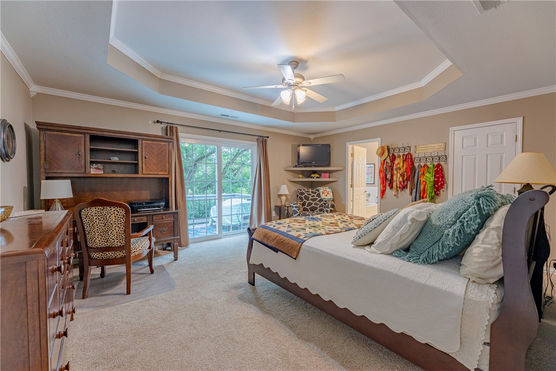 3885 Shannendoah Lane