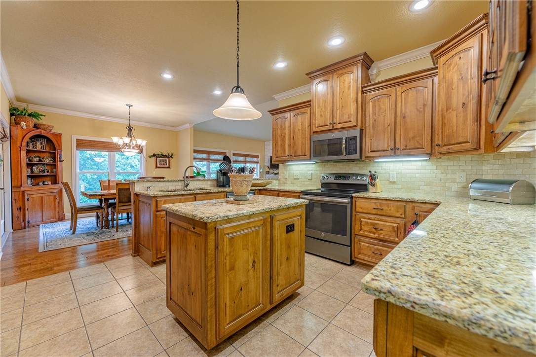 21 Parkridge Drive
