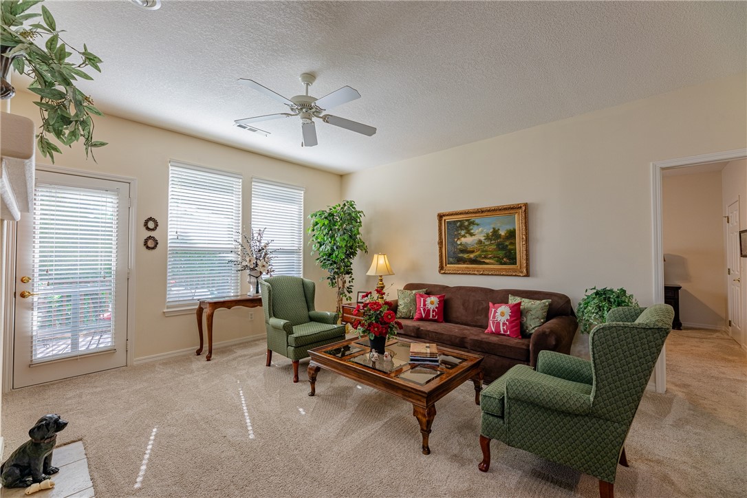 16 Highland Parkway