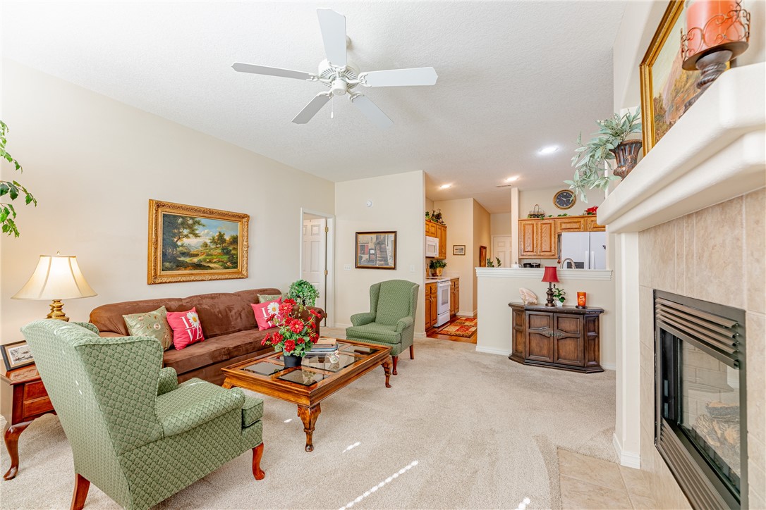 16 Highland Parkway