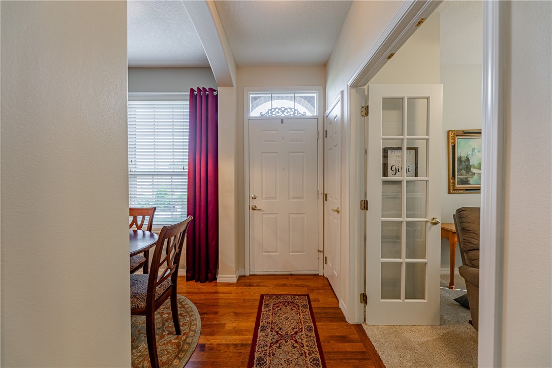 16 Highland Parkway