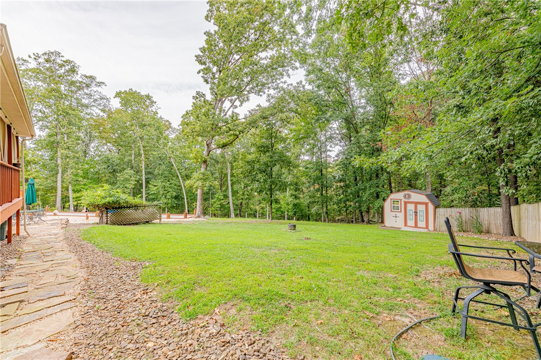 7 E Elvendon Drive