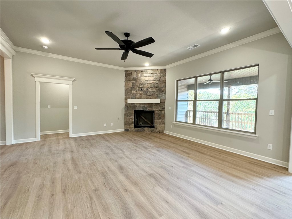16 Colmonell Lane