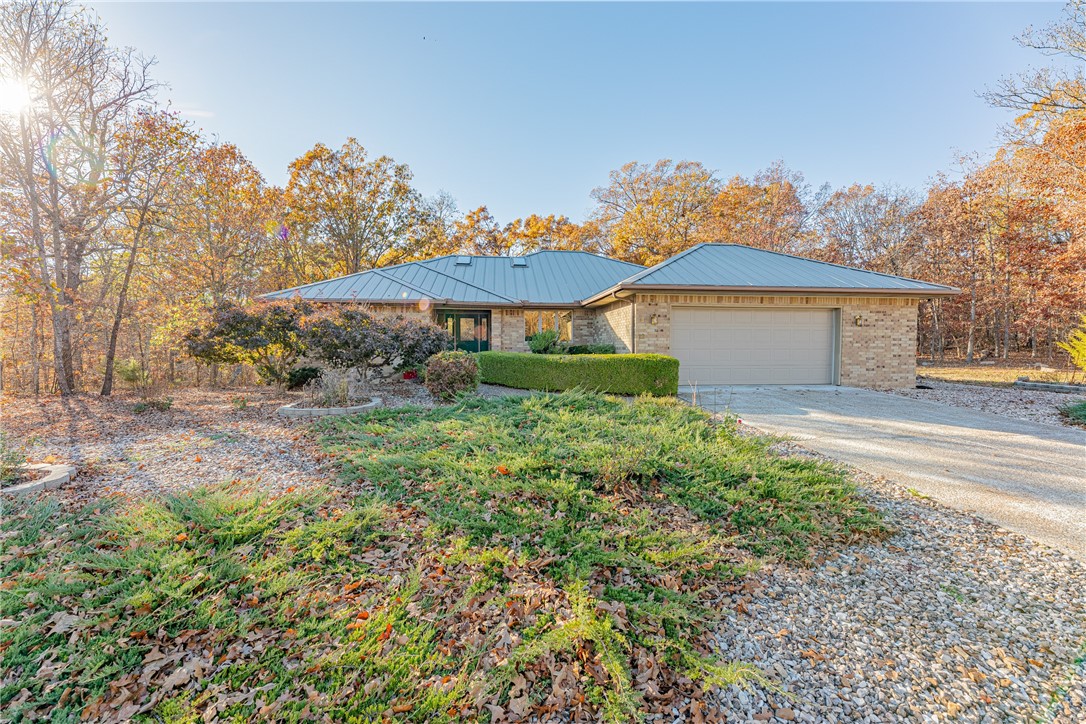 12 Kirkcudbright Drive