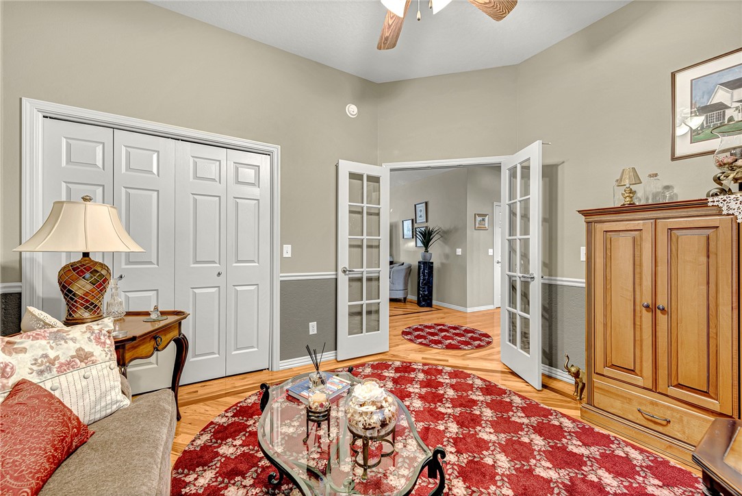 13 Renfrew Drive