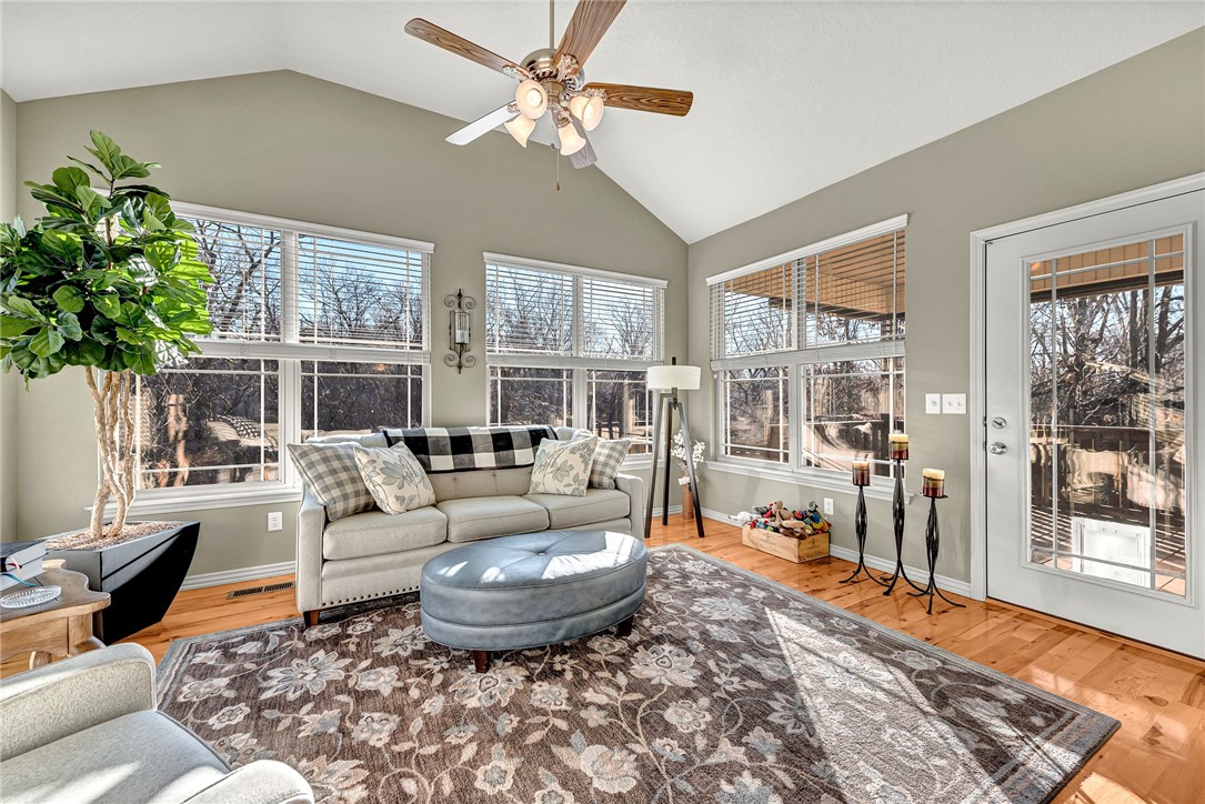 13 Renfrew Drive