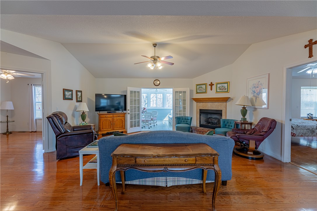 2 Egton Drive