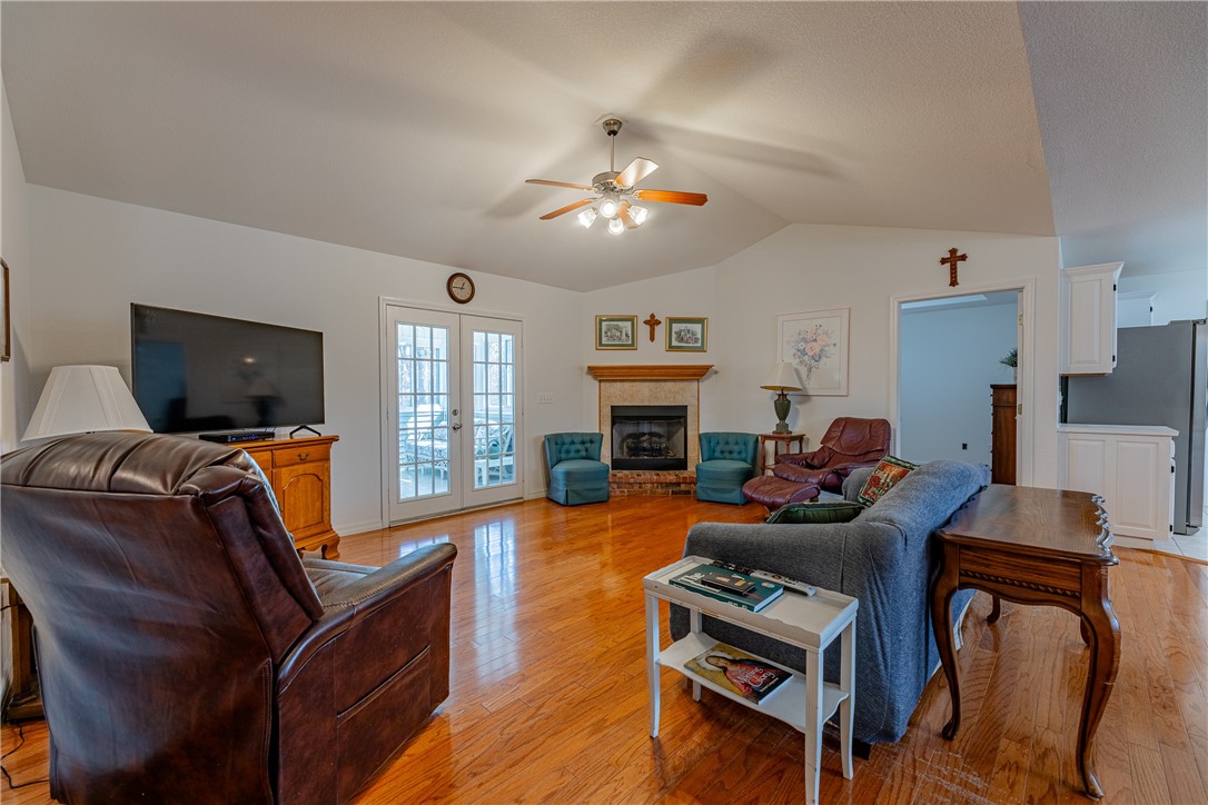 2 Egton Drive