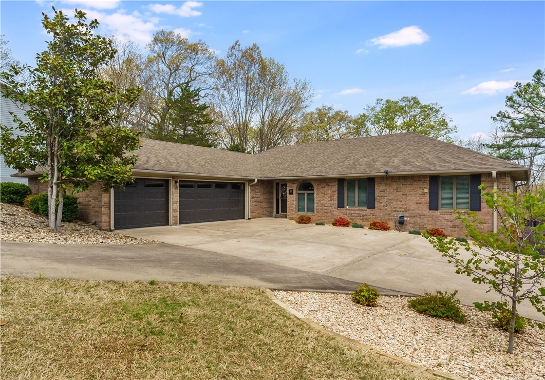 33 McKenzie Drive