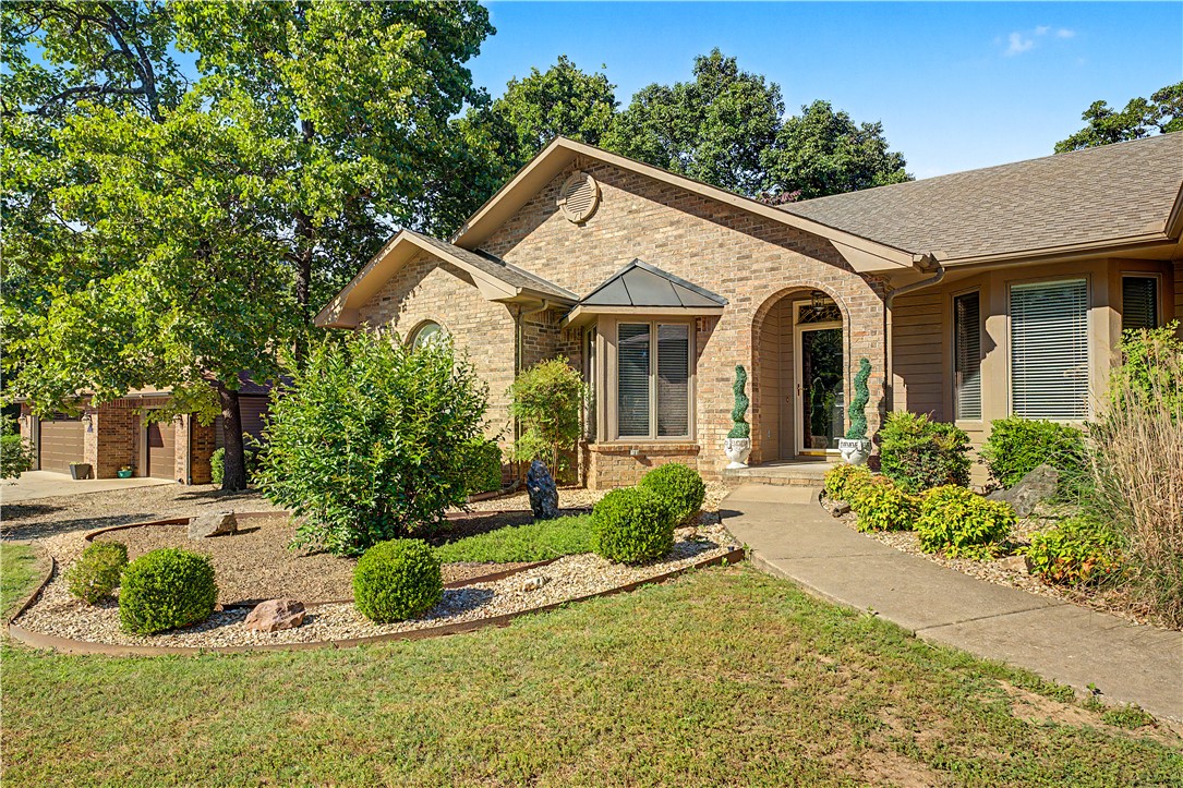 16 Monikie Drive