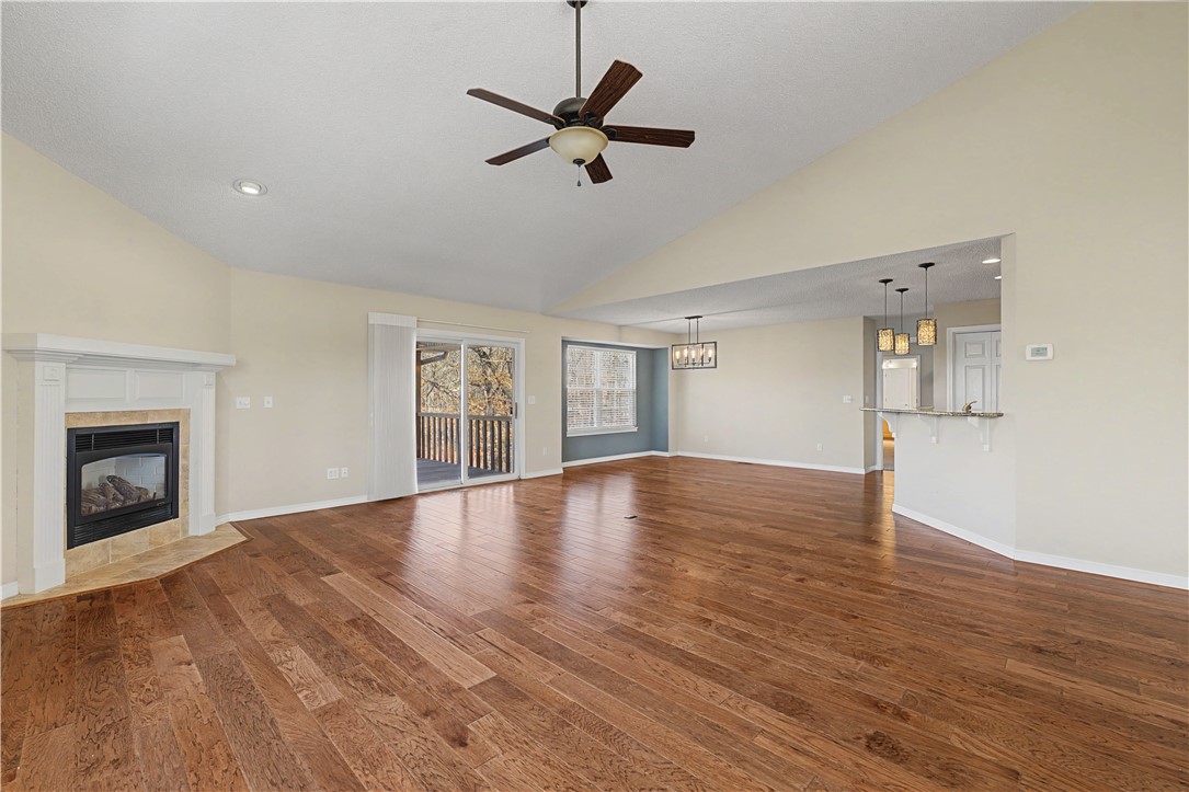 16 Dunvegan Lane