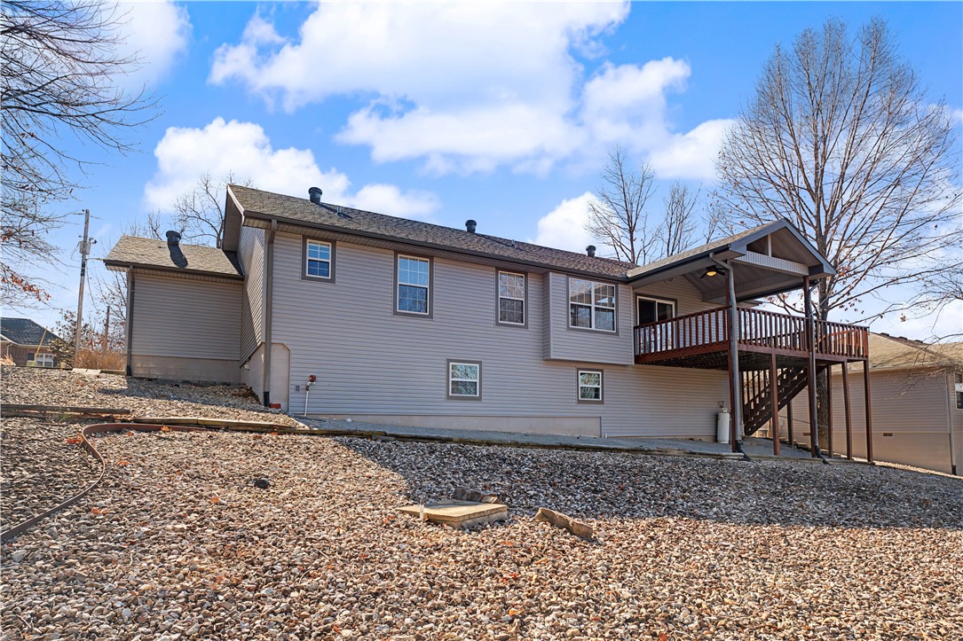 16 Dunvegan Lane