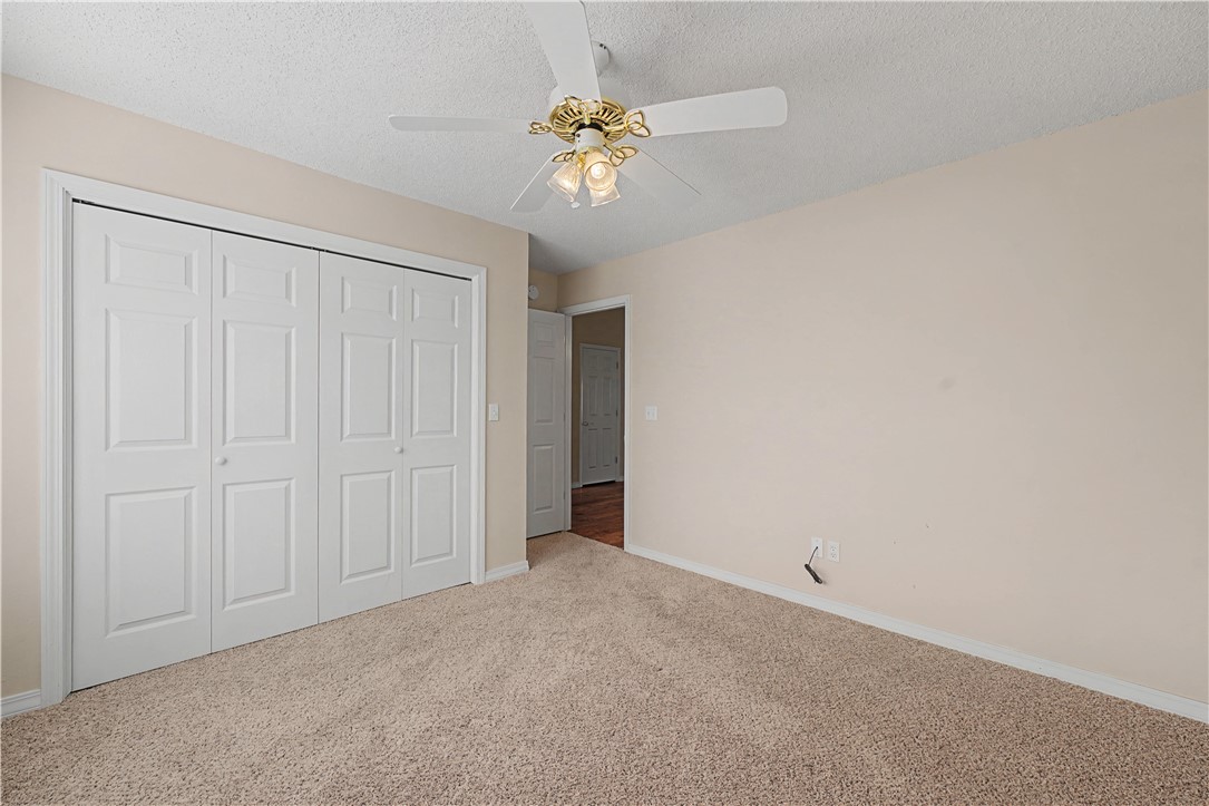16 Dunvegan Lane