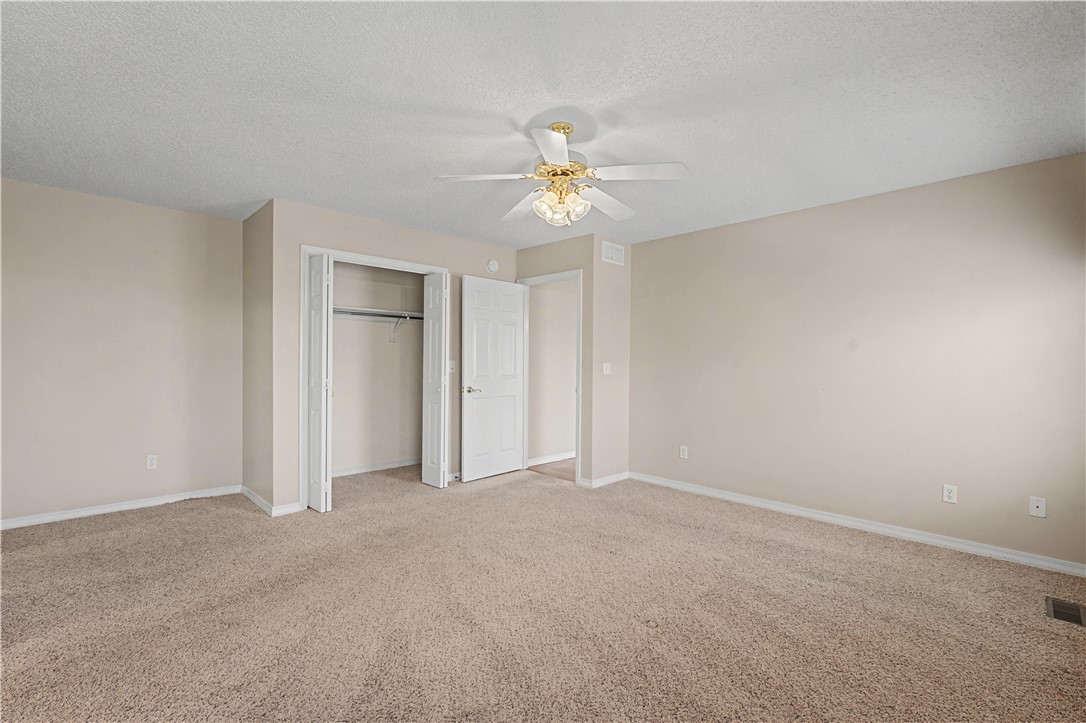 16 Dunvegan Lane