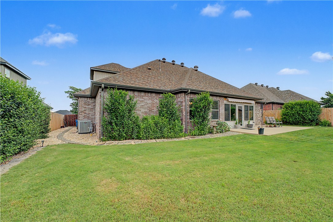 1805 NE Frost Drive
