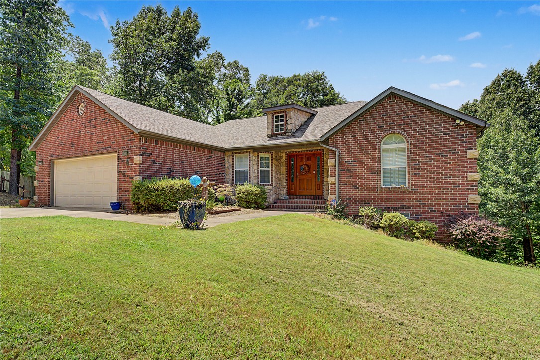 5 Queensborough Drive