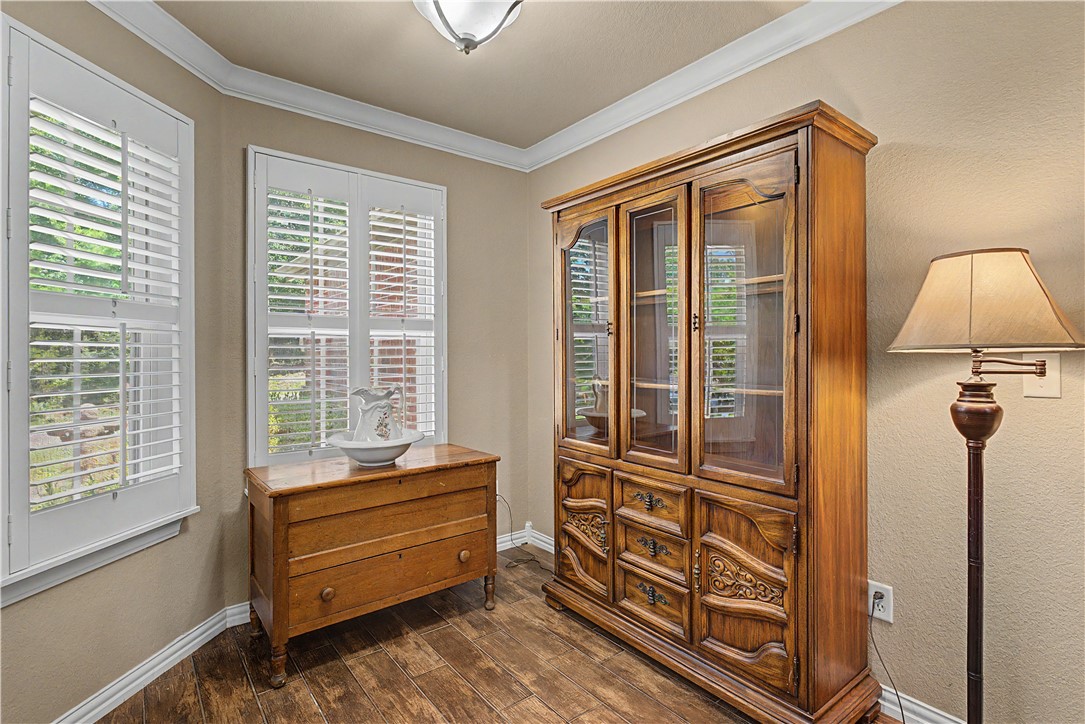 5 Queensborough Drive