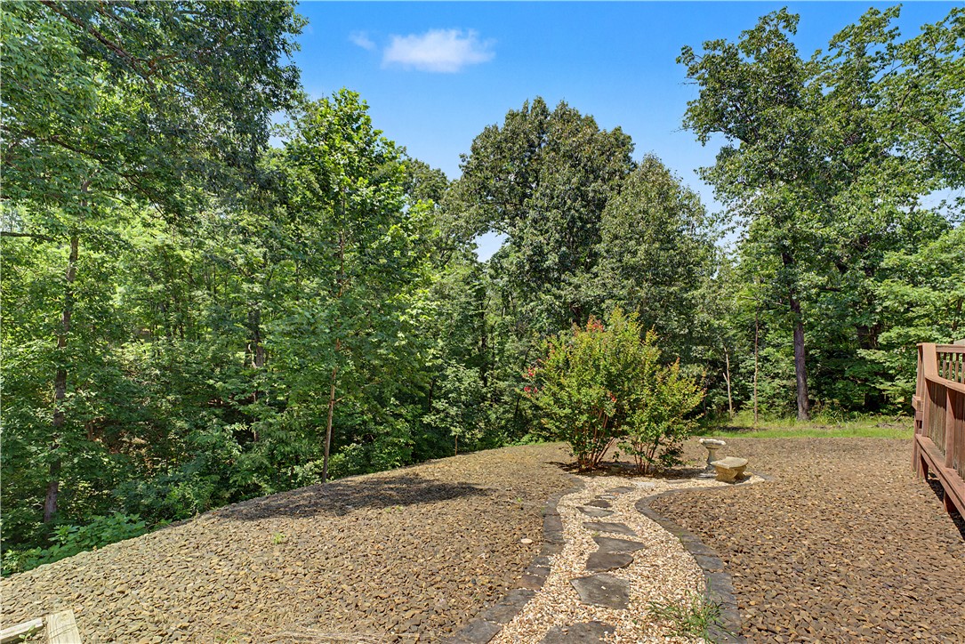 5 Queensborough Drive