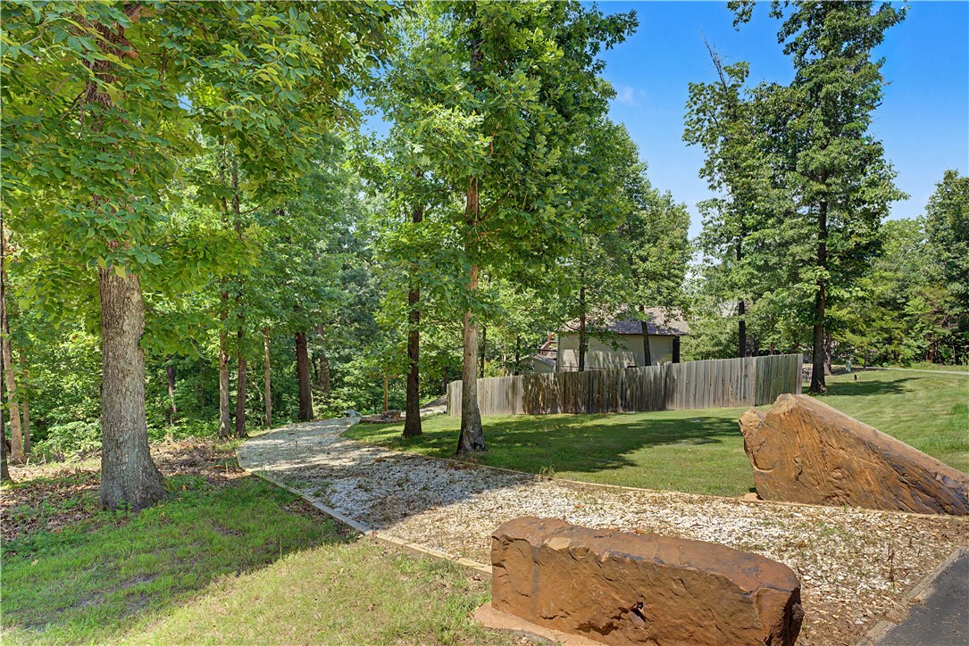 5 Queensborough Drive
