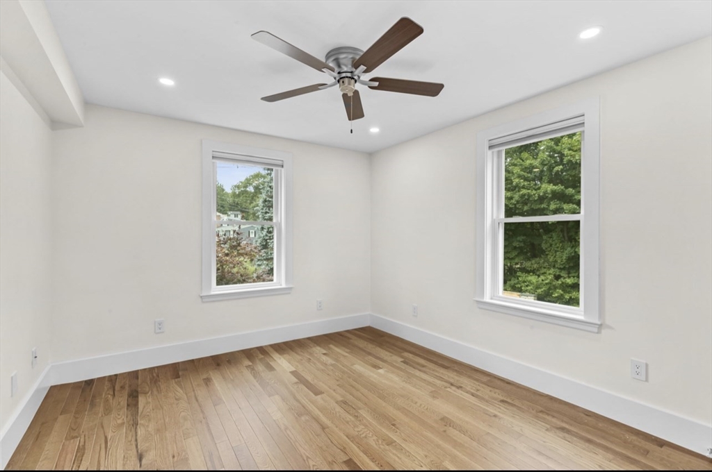 56 Spring St # 3