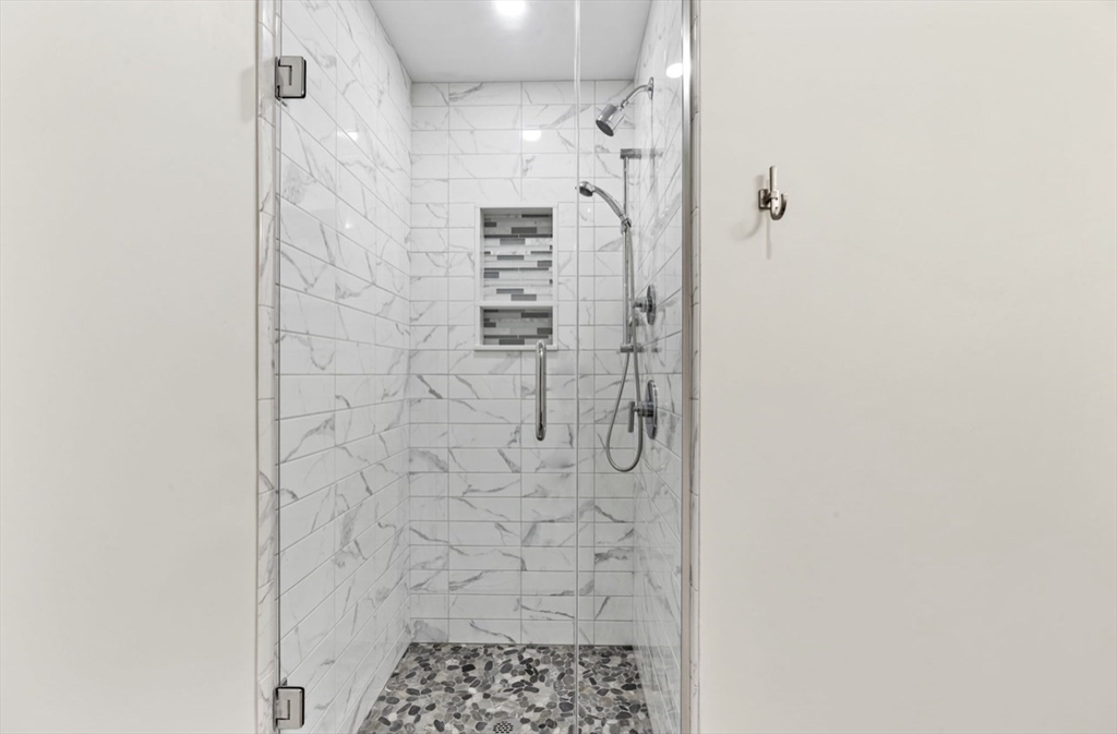 56 Spring St # 3