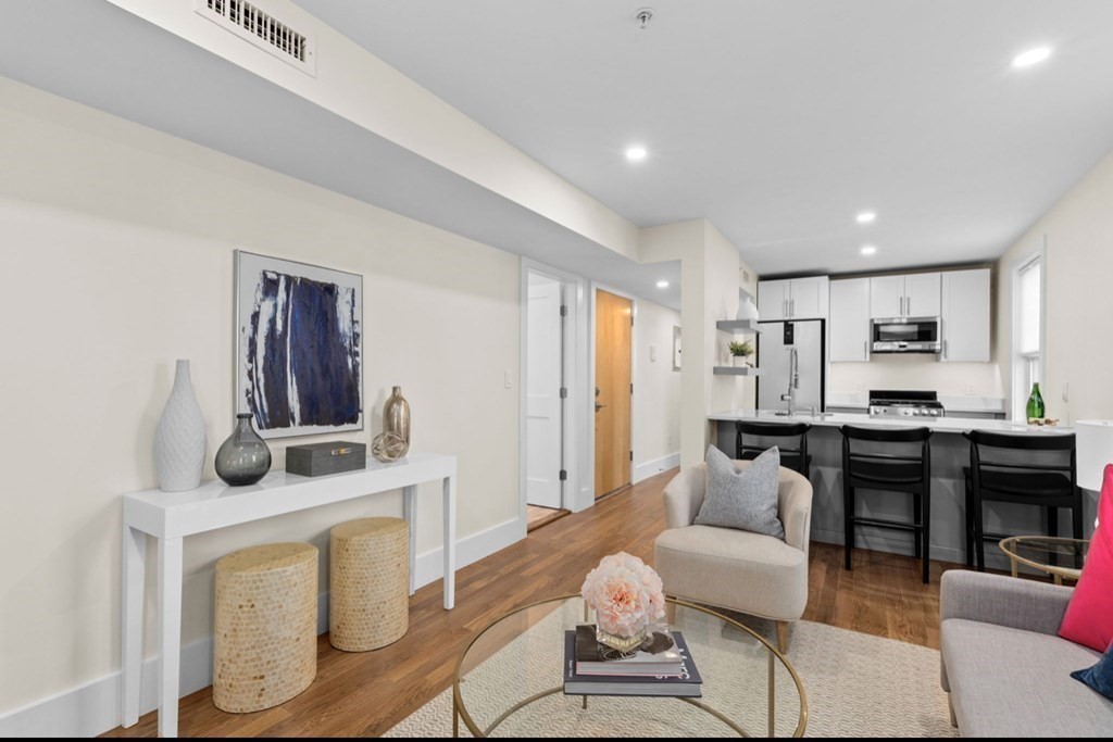 56 Spring St # 3