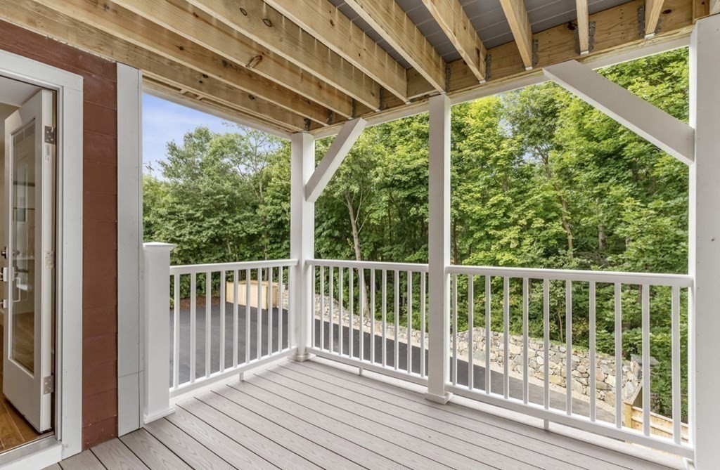 56 Spring St # 3