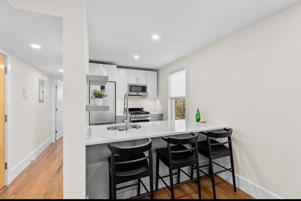56 Spring St # 3