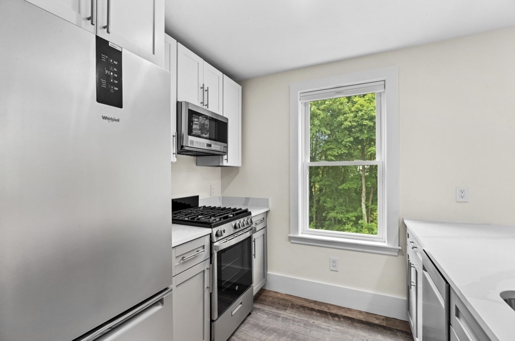 56 Spring St # 3